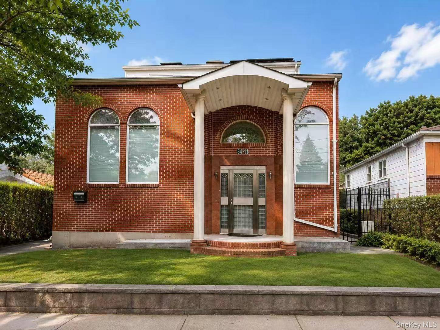 64-11 232nd ST, Oakland Gardens, NY 11364