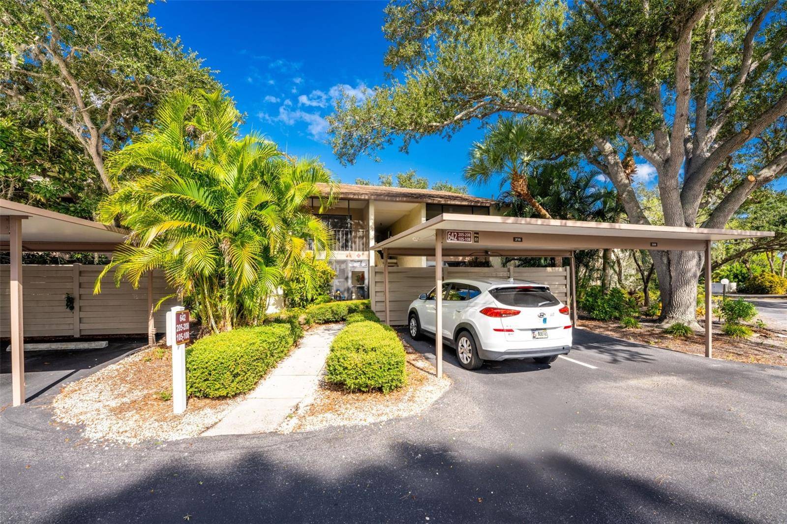 642 BIRD BAY DR E #205, Venice, FL 34285