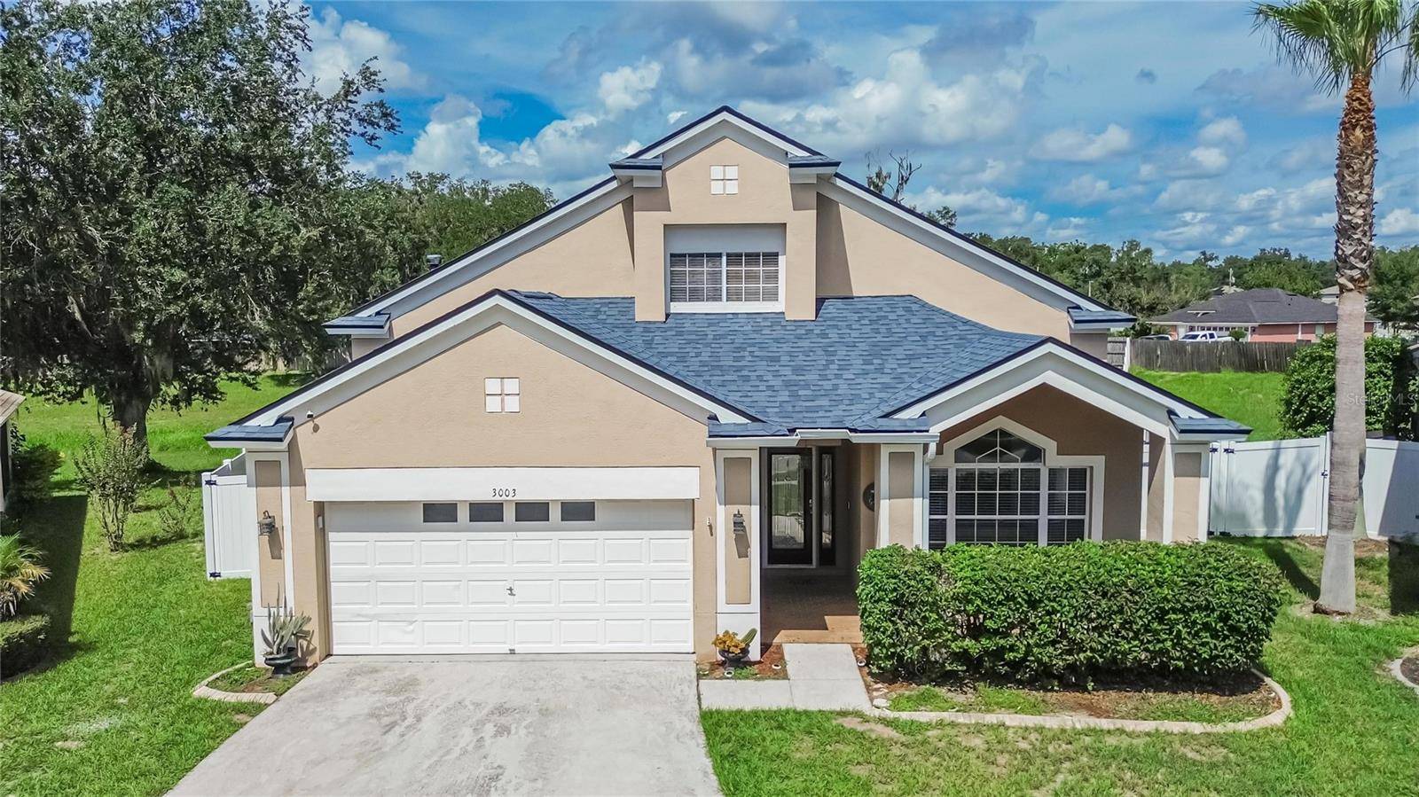3003 SUMMER CRUISE DR, Valrico, FL 33594