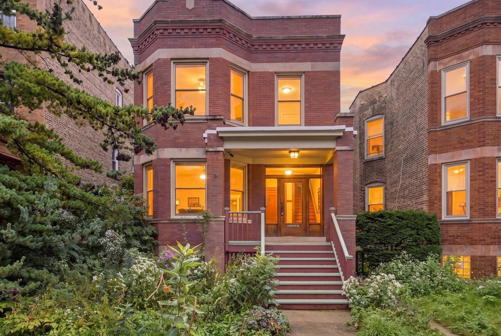 1639 W RASCHER AVE, Chicago, IL 60640