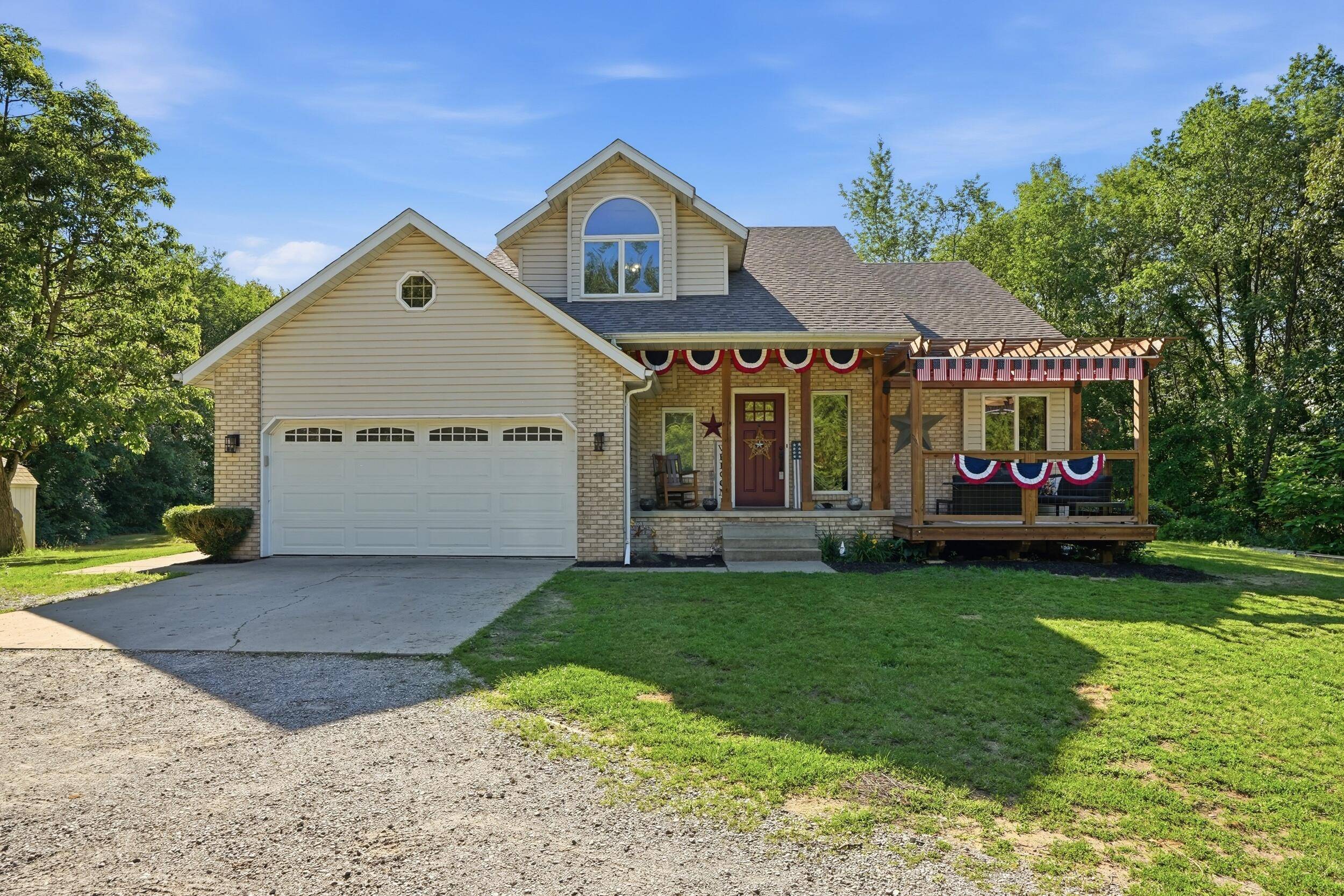 9610 N 250, Wheatfield, IN 46392