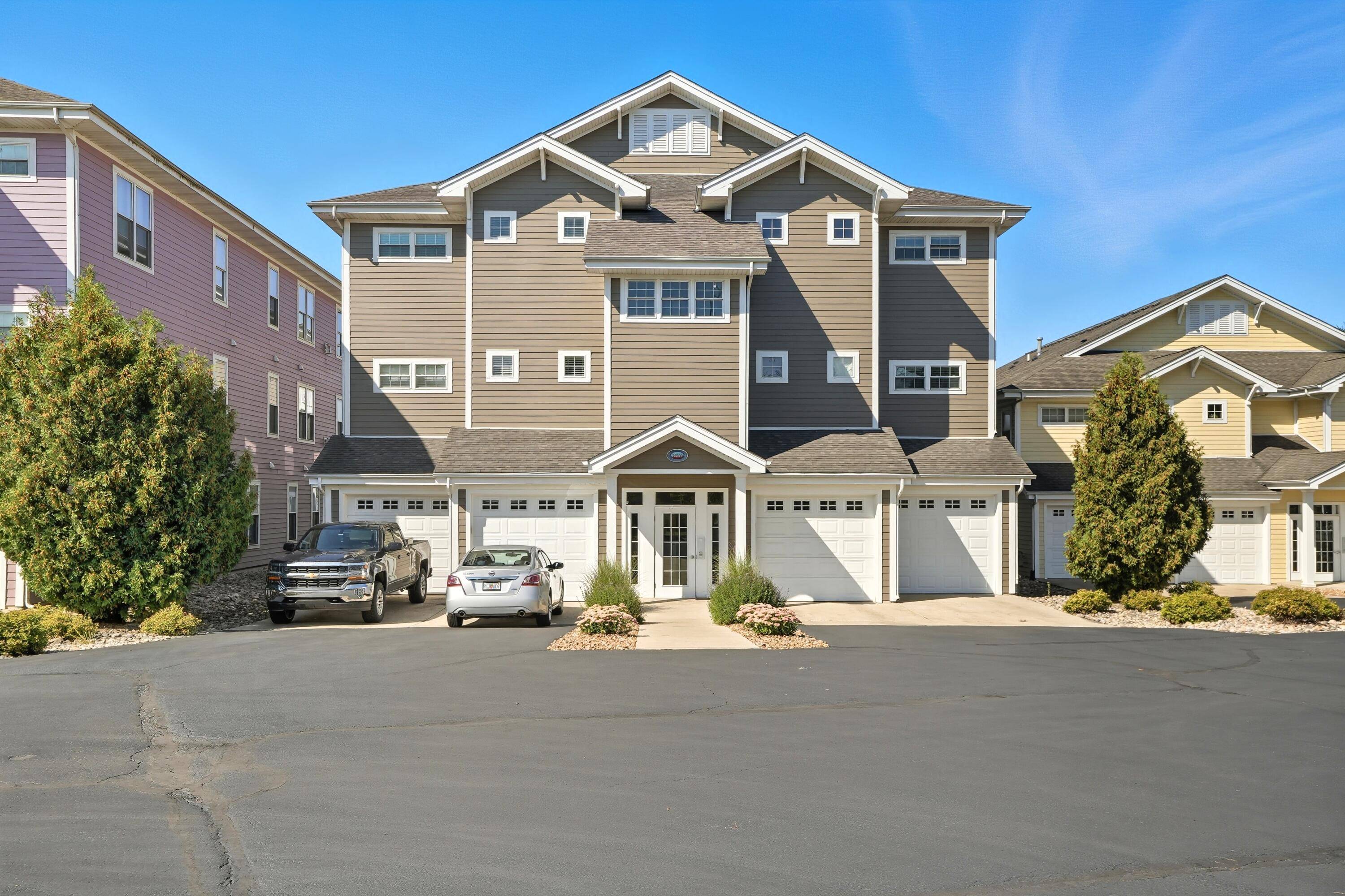 13234 E Lakeshore Drive #K-202, Cedar Lake, IN 46303