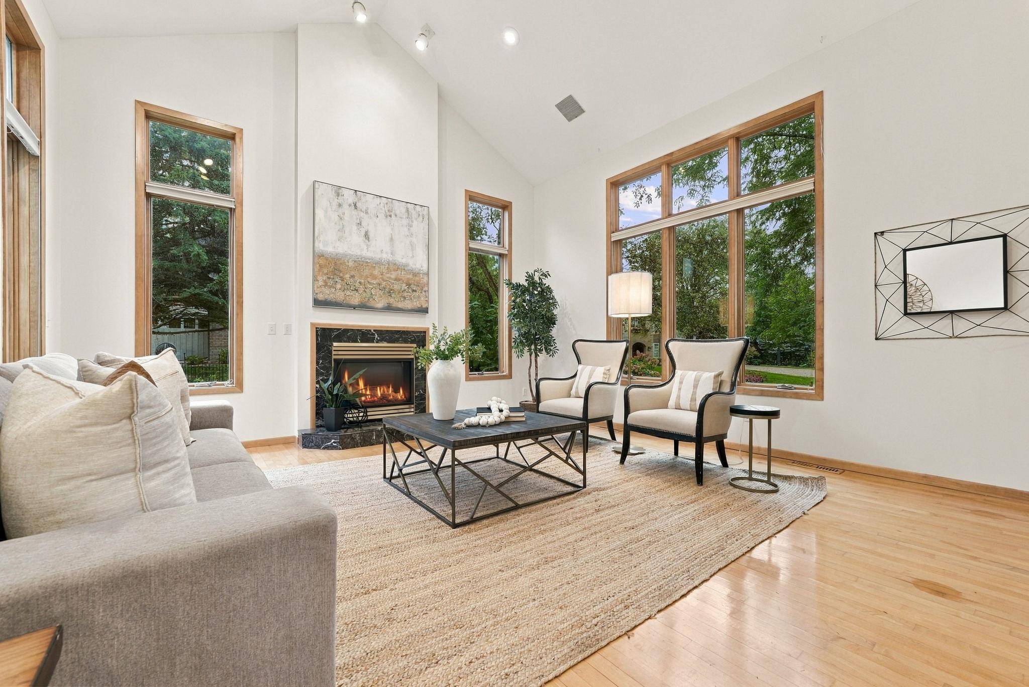 1851 South LN, Mendota Heights, MN 55118