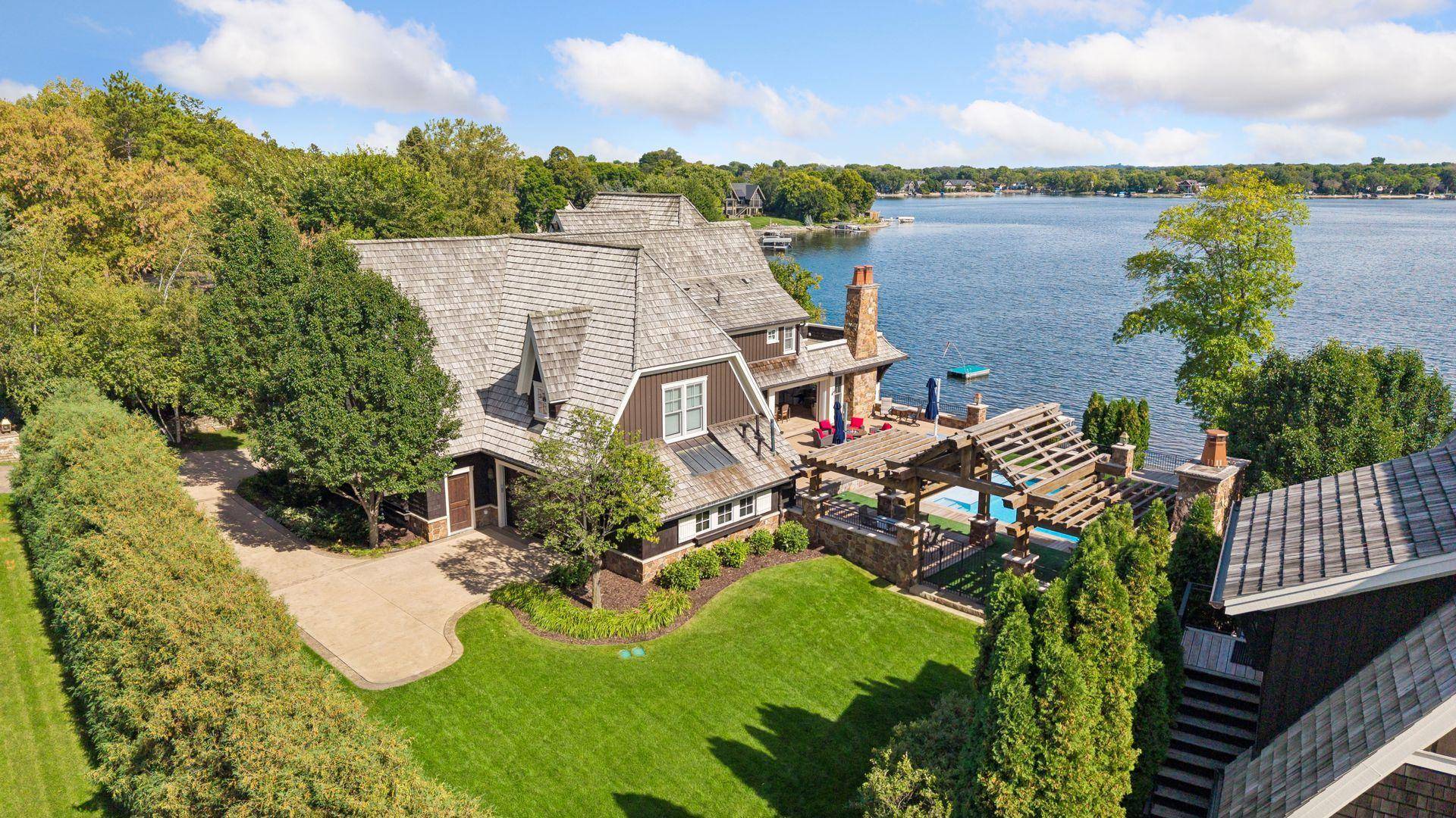 14291 Shady Beach TRL NE, Prior Lake, MN 55372