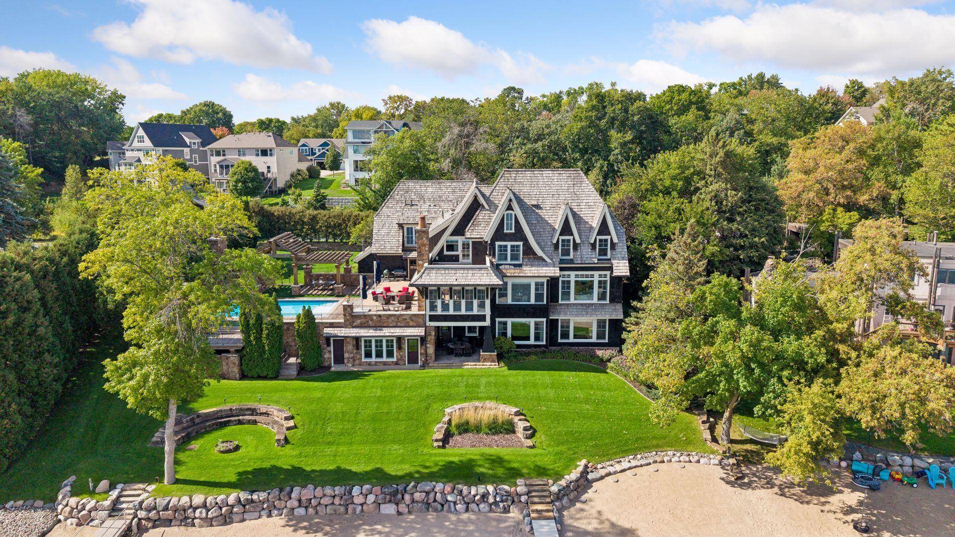 14291 Shady Beach TRL NE, Prior Lake, MN 55372