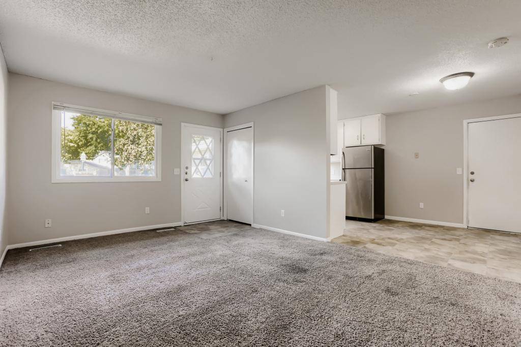 11345 Ibis ST NW, Coon Rapids, MN 55433