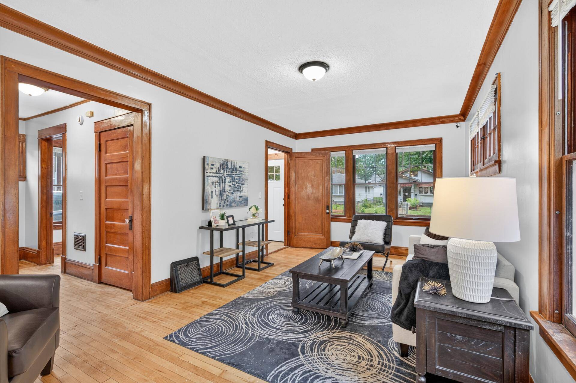 2919 Oliver AVE N, Minneapolis, MN 55411