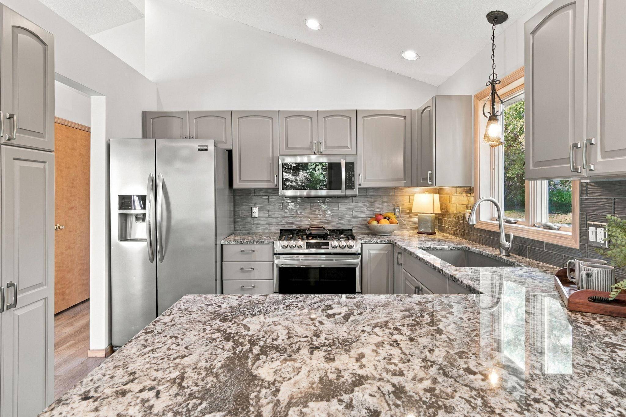 2330 Oak Glen CT, Stillwater, MN 55082