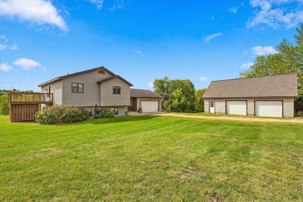 W4421 825th AVE, Spring Valley, WI 54767