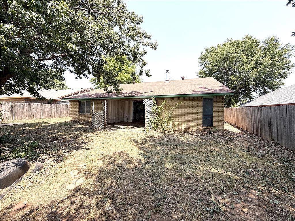 10408 NW 40th ST, Yukon, OK 73099