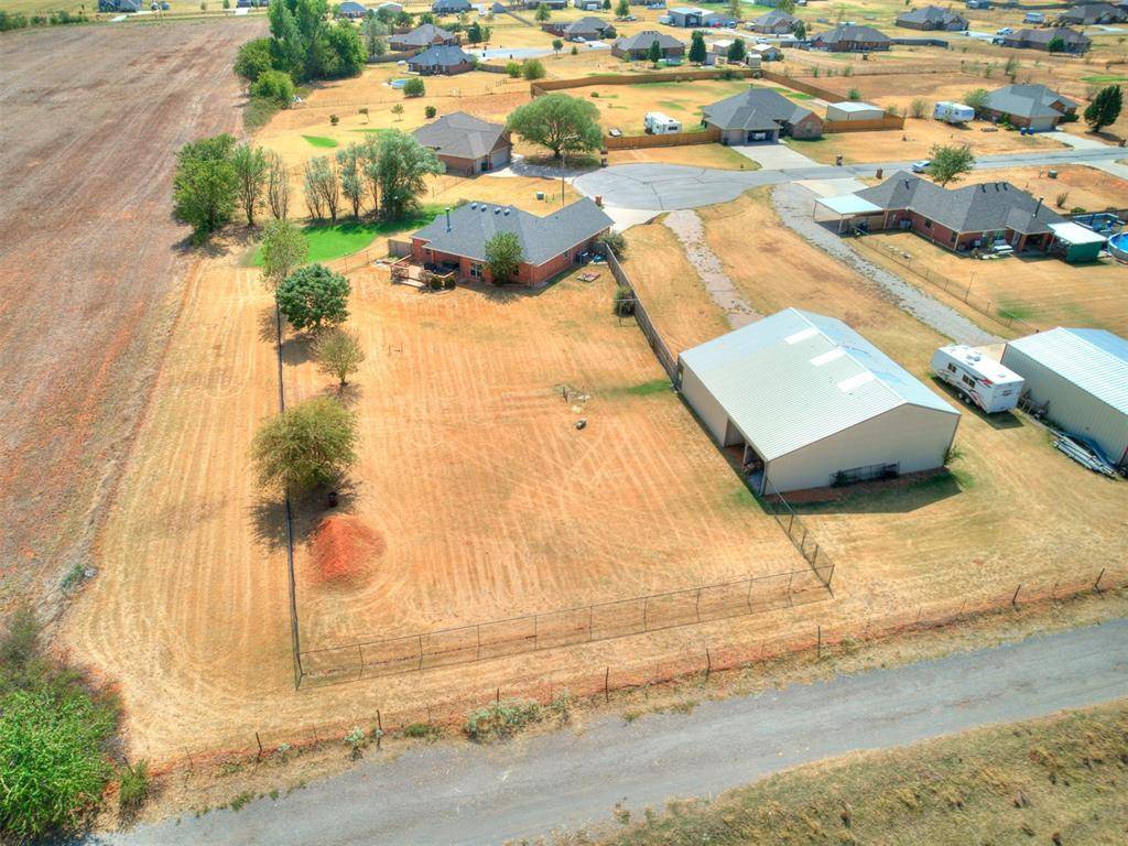 2024 County Road 1198 RD, Tuttle, OK 73089