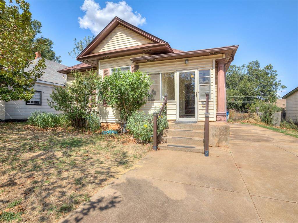 1114 E Noble AVE, Guthrie, OK 73044