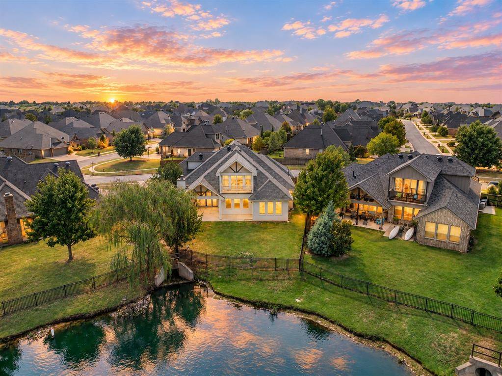 15400 Kestral Park CT, Edmond, OK 73013