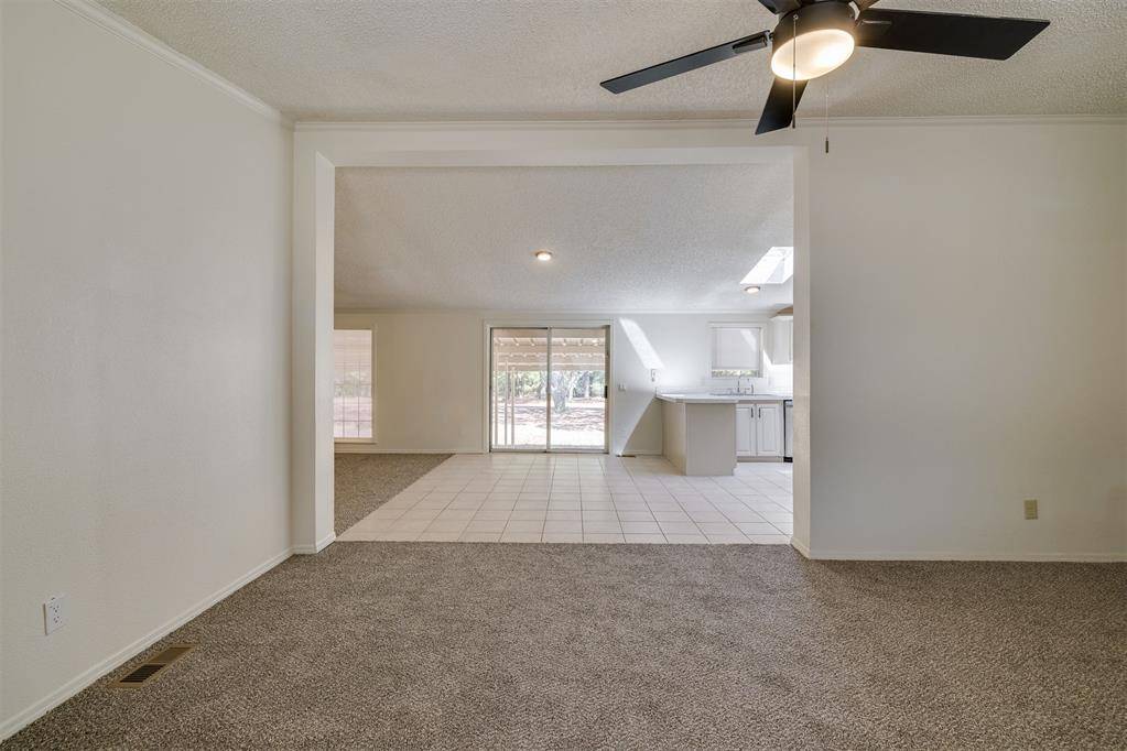 11701 Mary LN, Norman, OK 73026