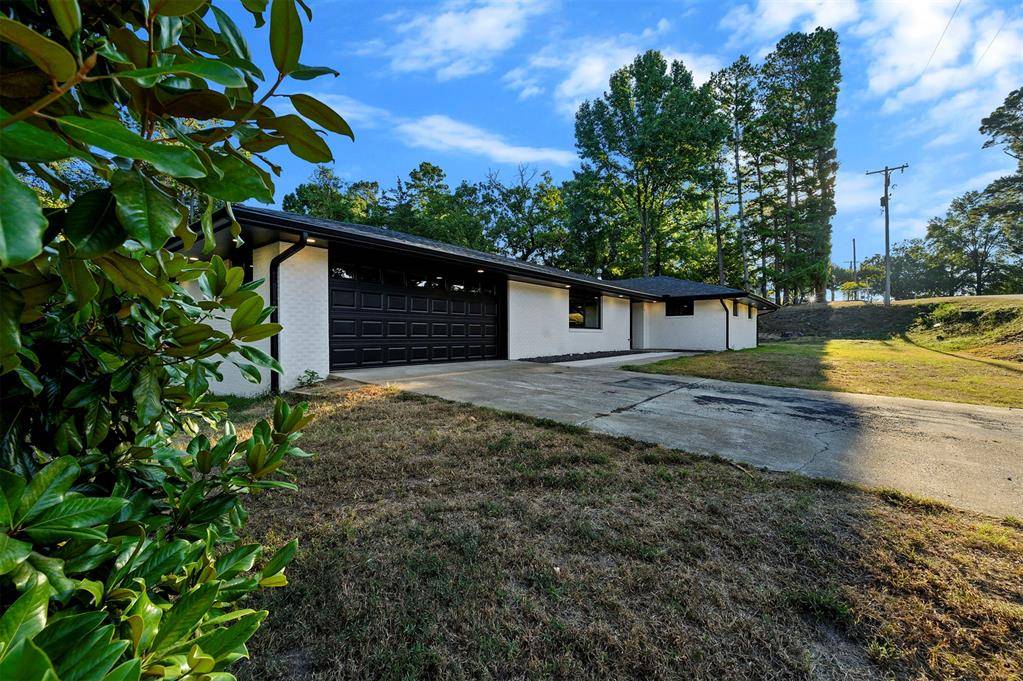 510 W Adams ST, Broken Bow, OK 74728
