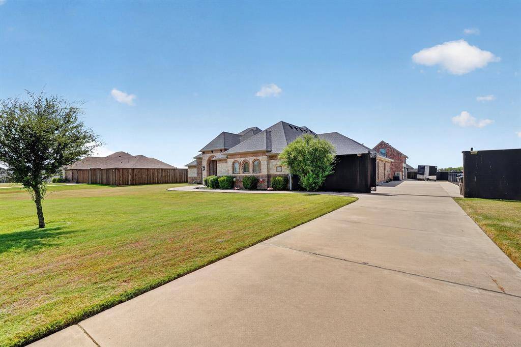 15110 Rutledge Lane, Talty, TX 75126