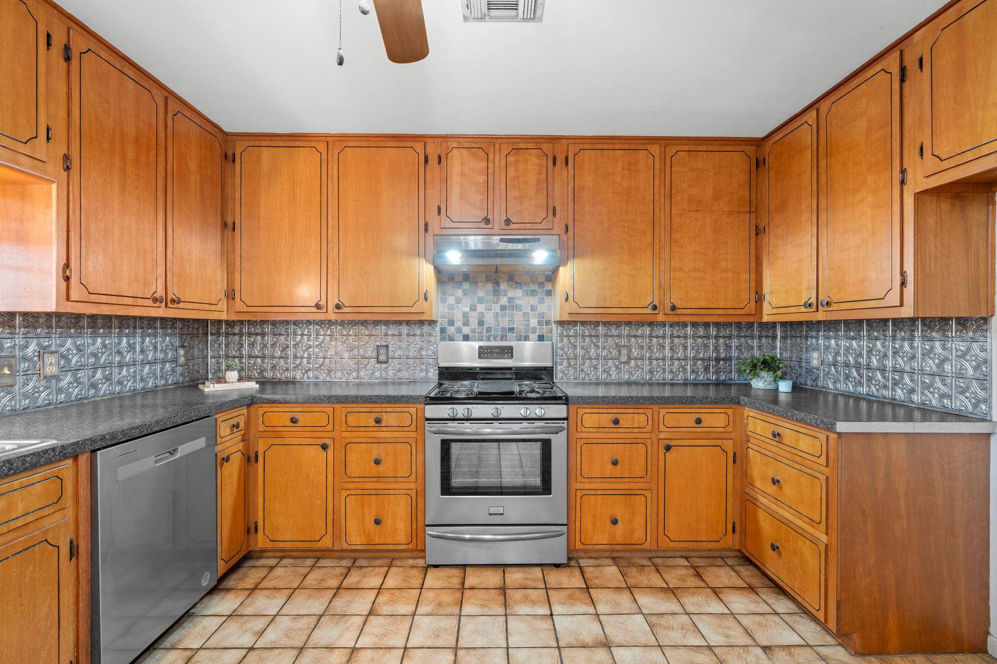 1507 Wofford DR, Burnet, TX 78611