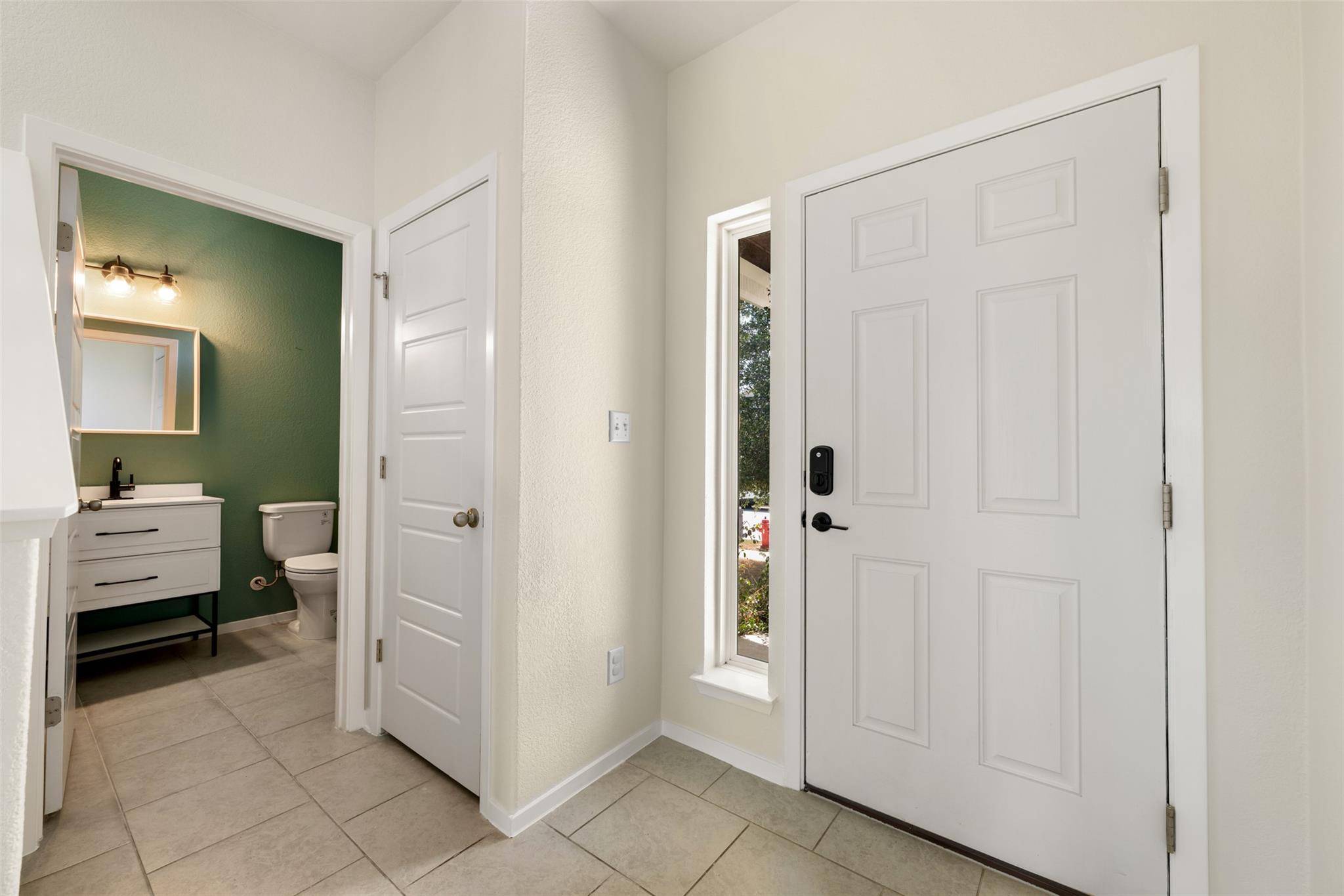 104 Cates CV, Elgin, TX 78621