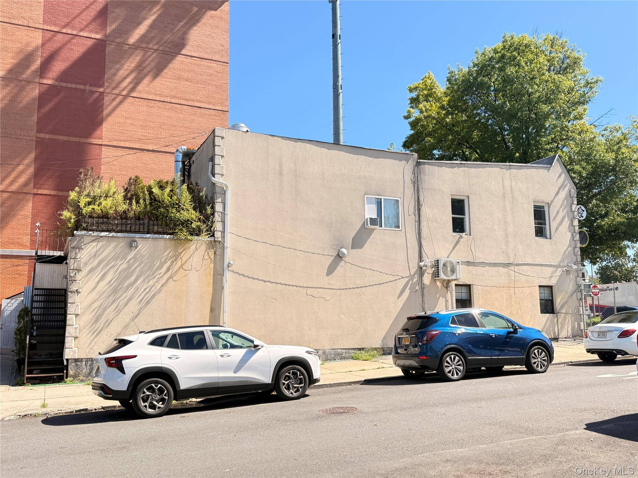 183-01 Horace Harding EXPY, Fresh Meadows, NY 11365