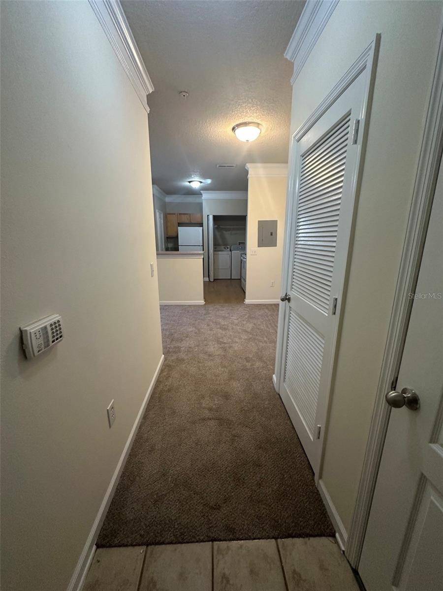 8842 VILLA VIEW CIR #301, Orlando, FL 32821