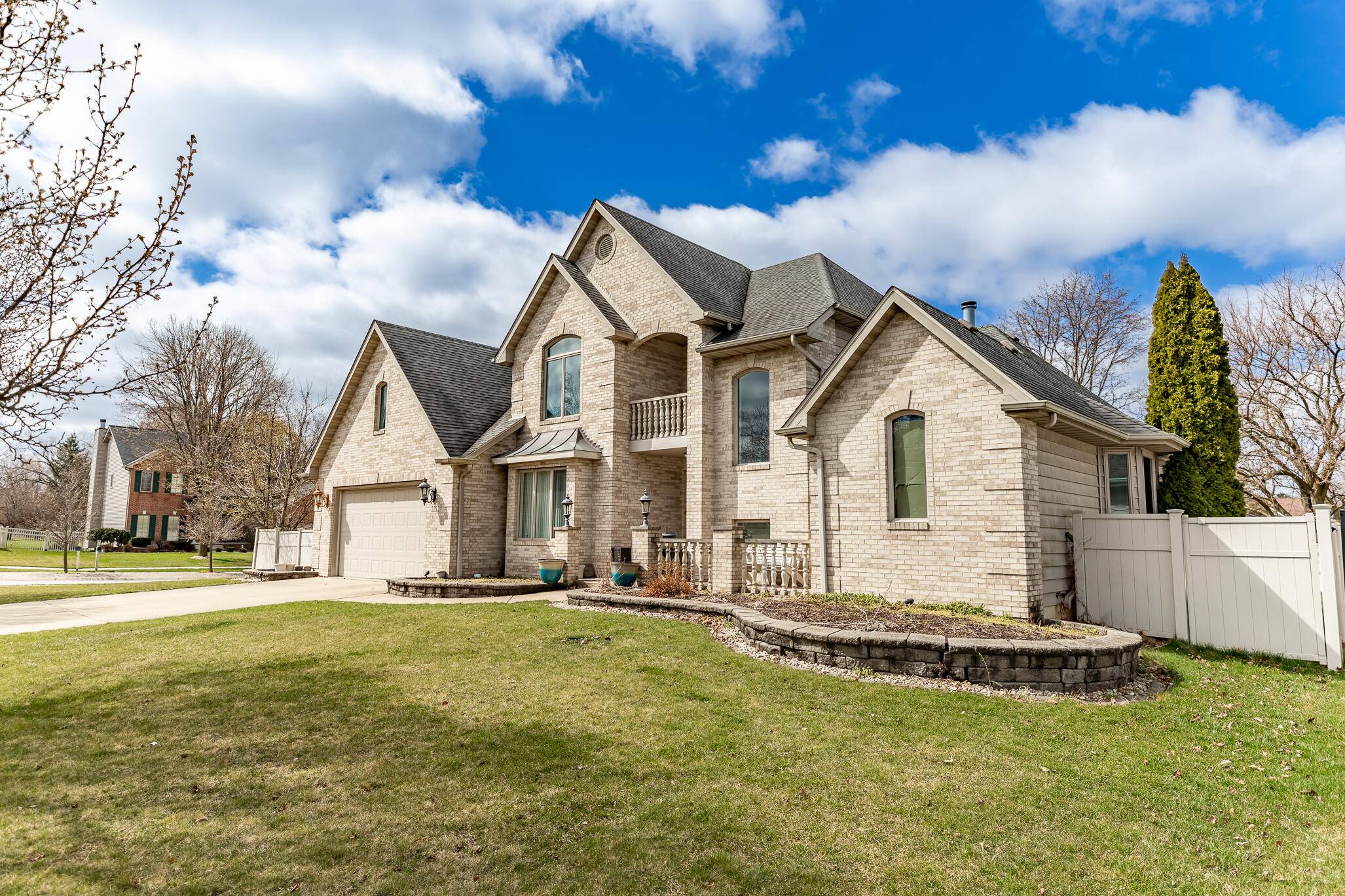 2222 Red River Drive, Schererville, IN 46375
