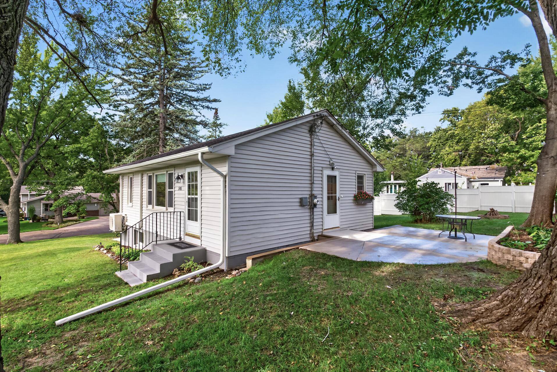 595 Kimball ST NE, Fridley, MN 55432