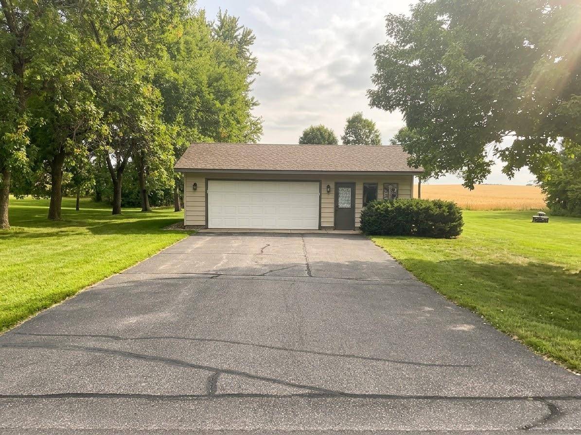 9061 Ingram AVE NW, Annandale, MN 55302