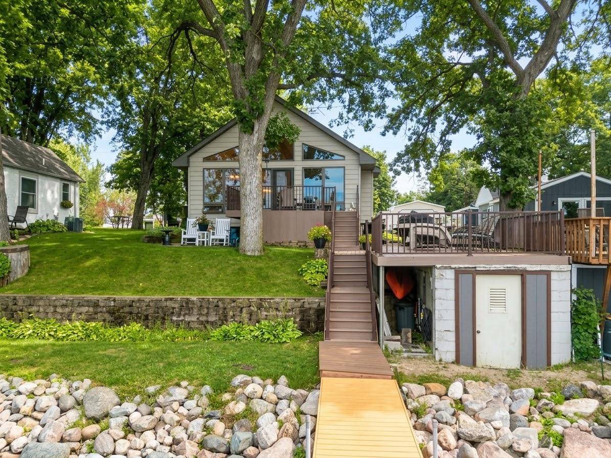 9061 Ingram AVE NW, Annandale, MN 55302