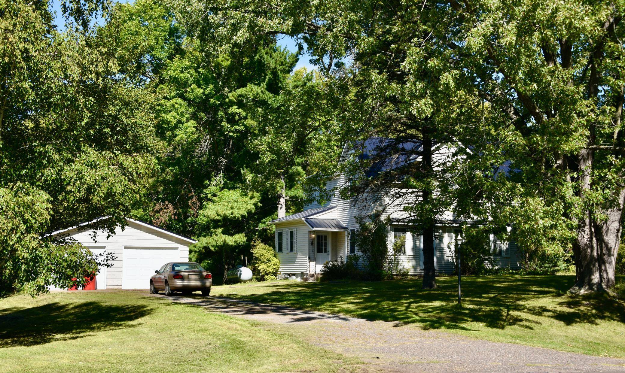 2425 421st AVE NE, Braham, MN 55006