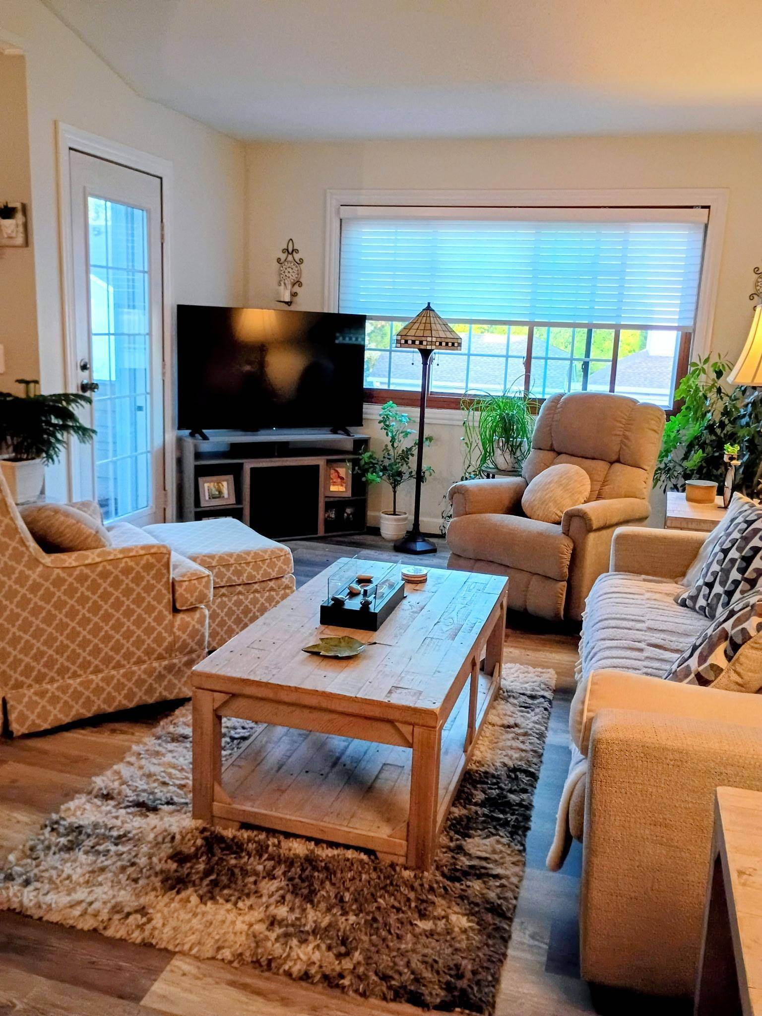 4160 3rd ST NE #203, Columbia Heights, MN 55421