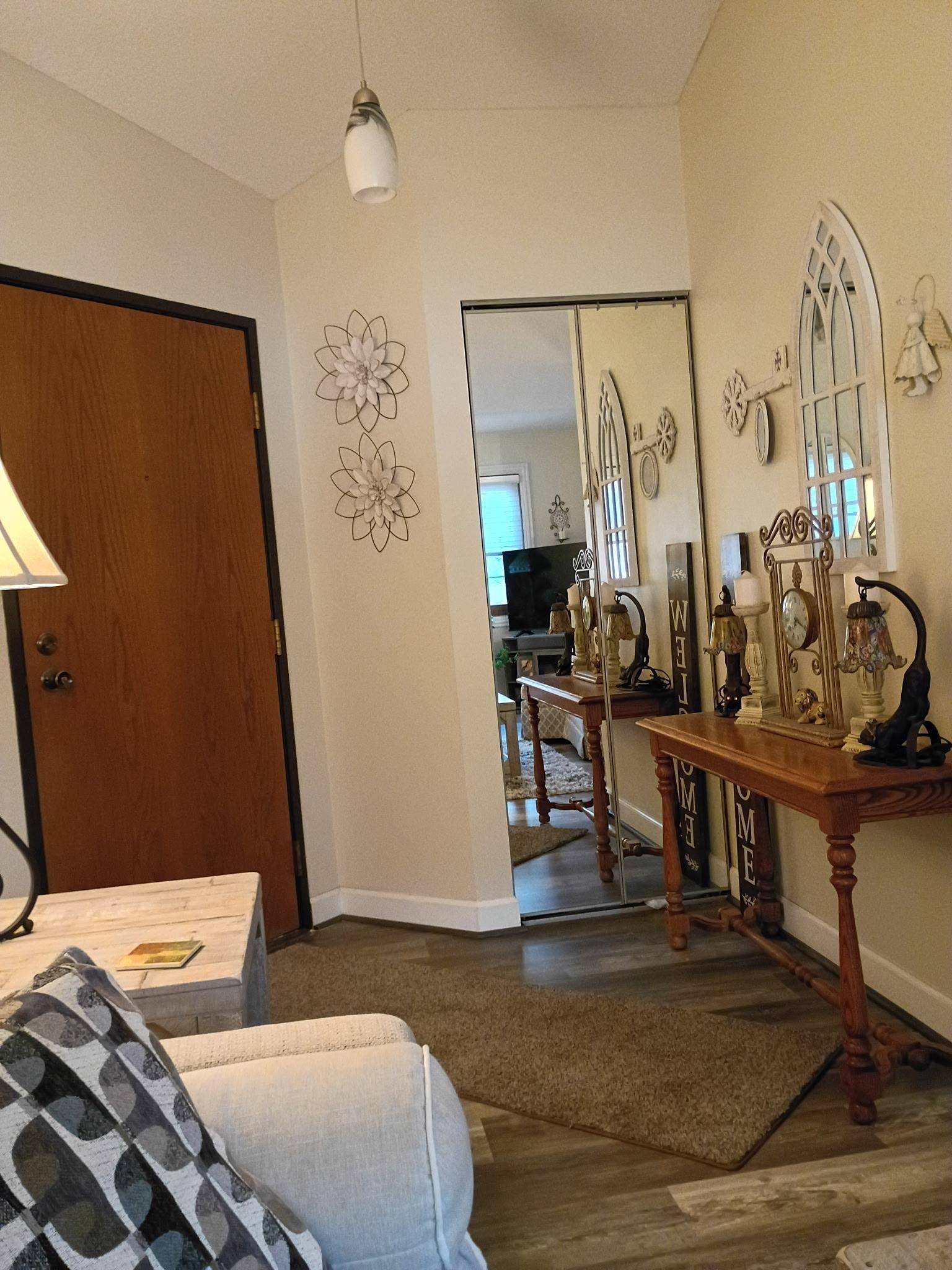 4160 3rd ST NE #203, Columbia Heights, MN 55421