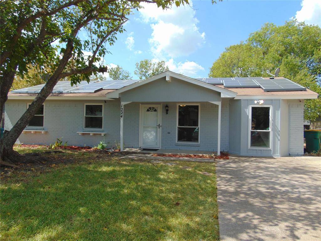 1224 Mars Drive, Cedar Hill, TX 75104
