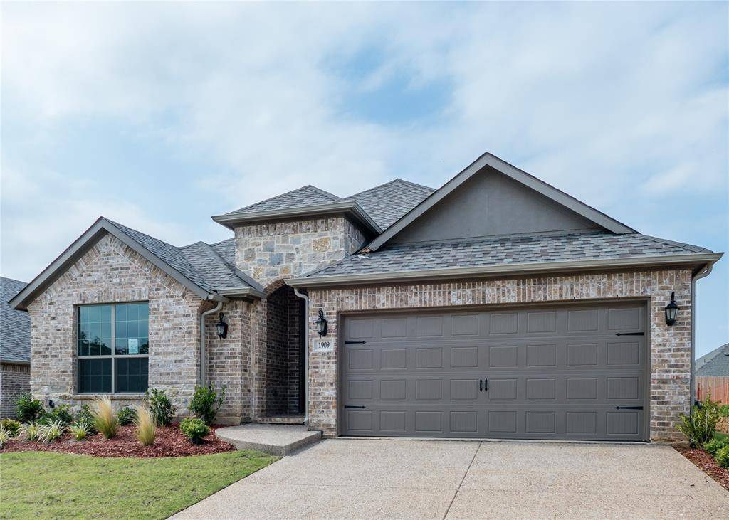 1909 Pavilion Lane, Denton, TX 76210