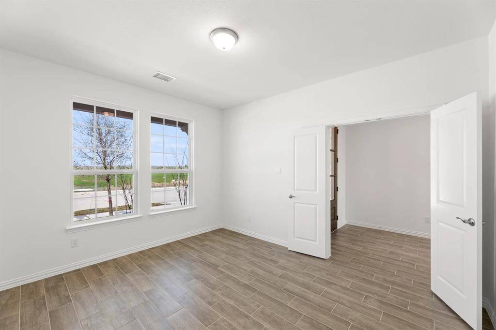 904 Dewy Lake Place, Lavon, TX 75166