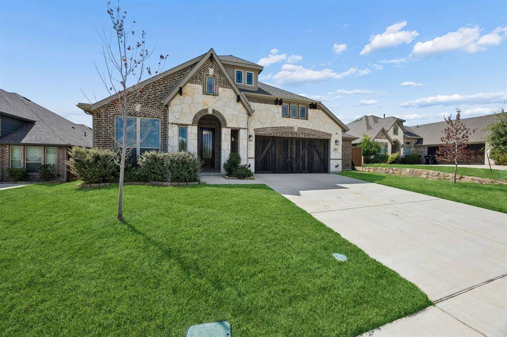 3006 Holland Lane, Midlothian, TX 76065