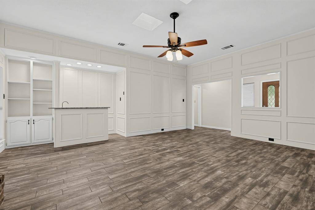 2120 Springwood, Carrollton, TX 75006