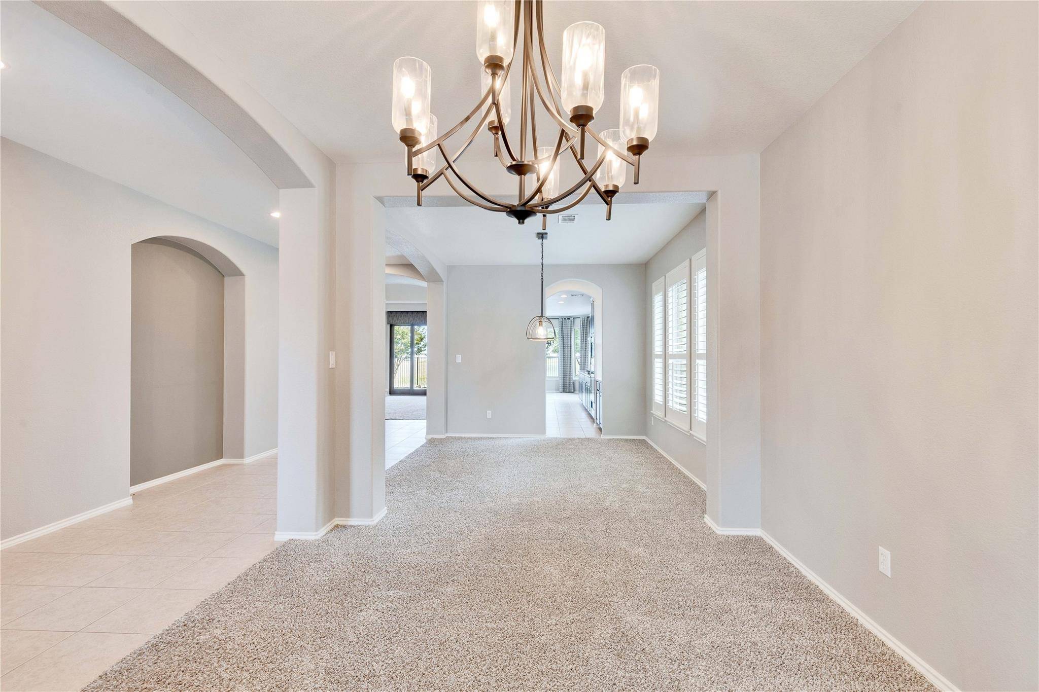 208 Norcia LOOP, Liberty Hill, TX 78642