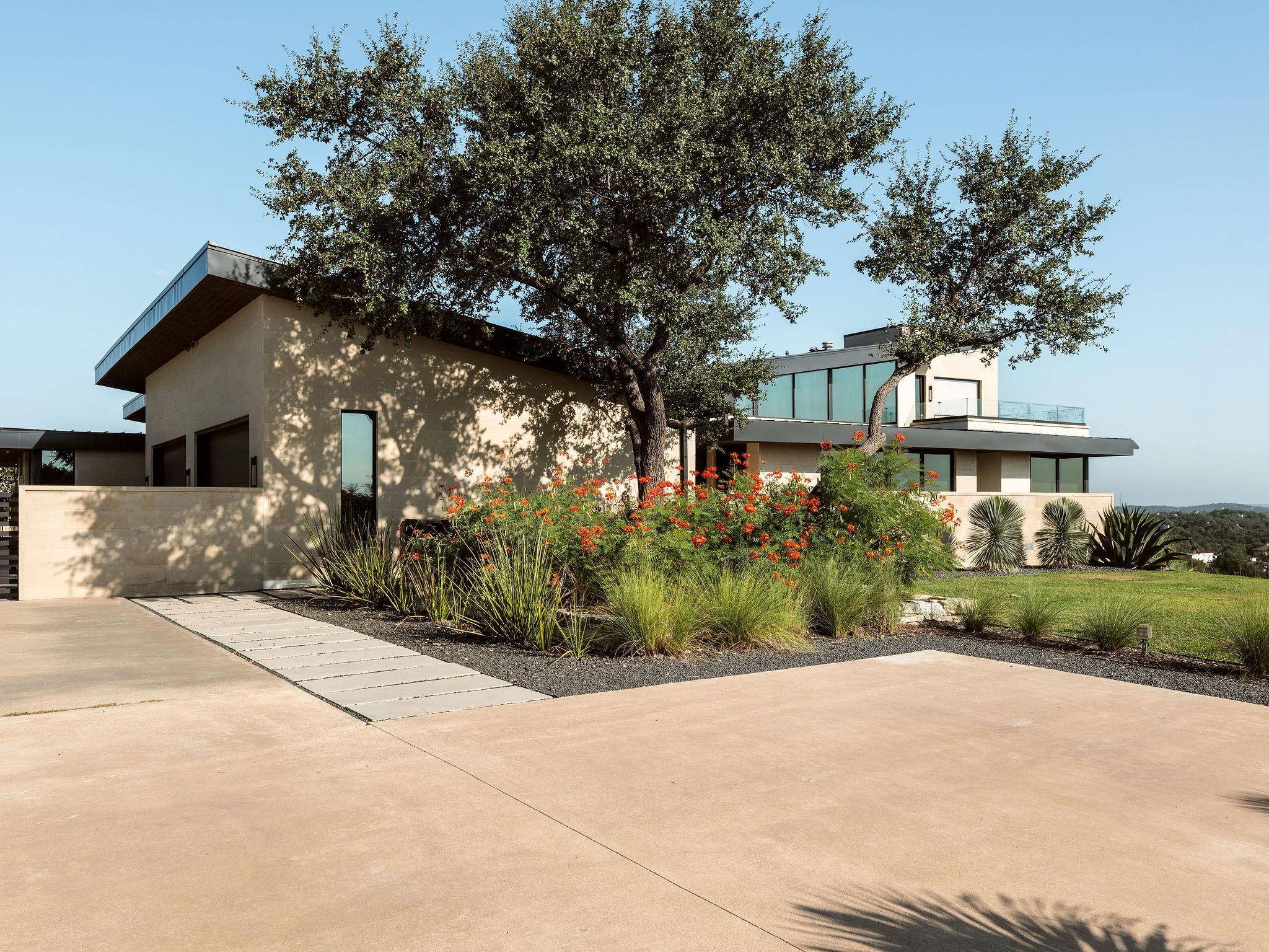 4416 Amarra DR, Austin, TX 78735