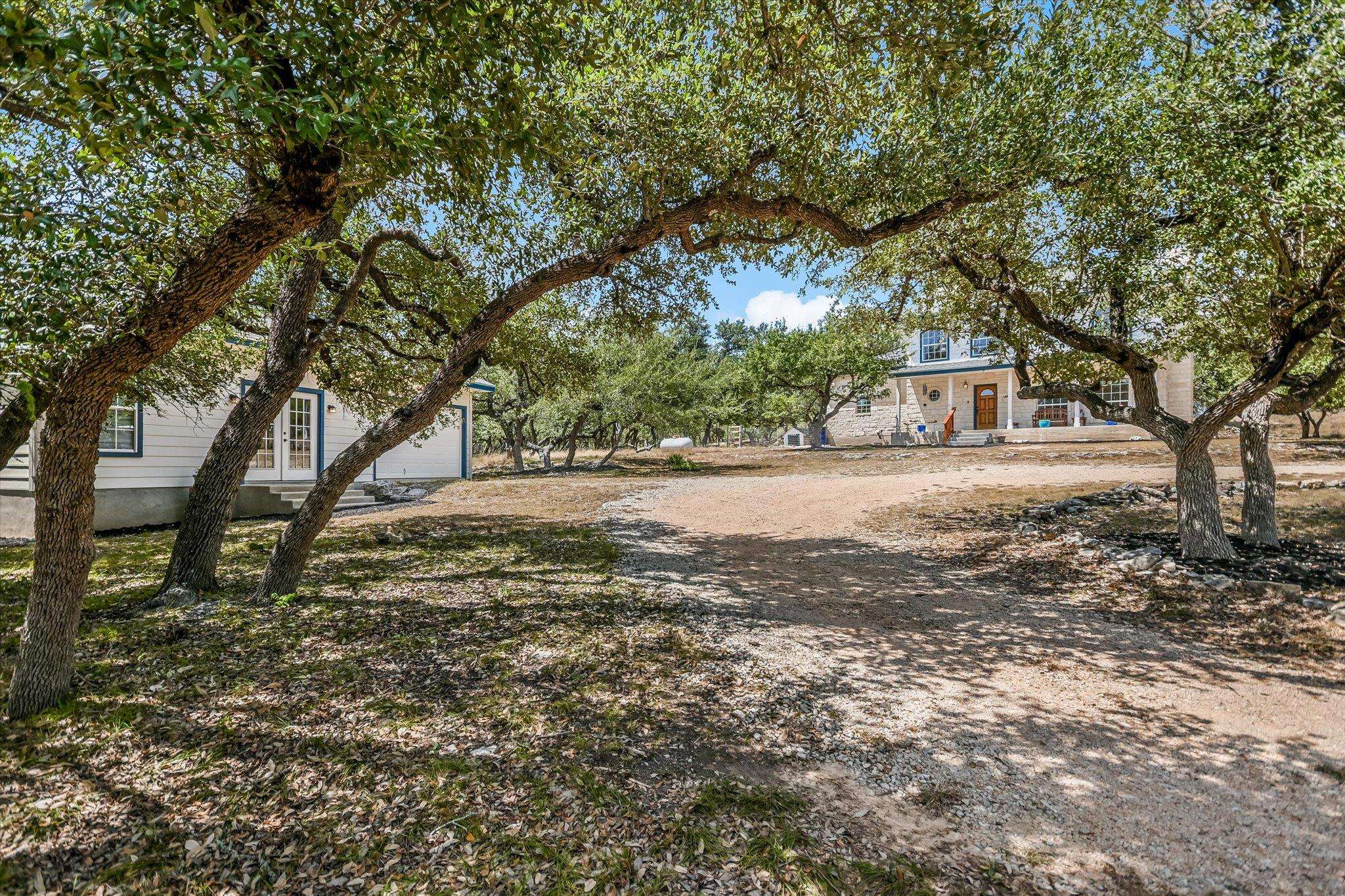 401 N RAINBOW RANCH RD, Wimberley, TX 78676