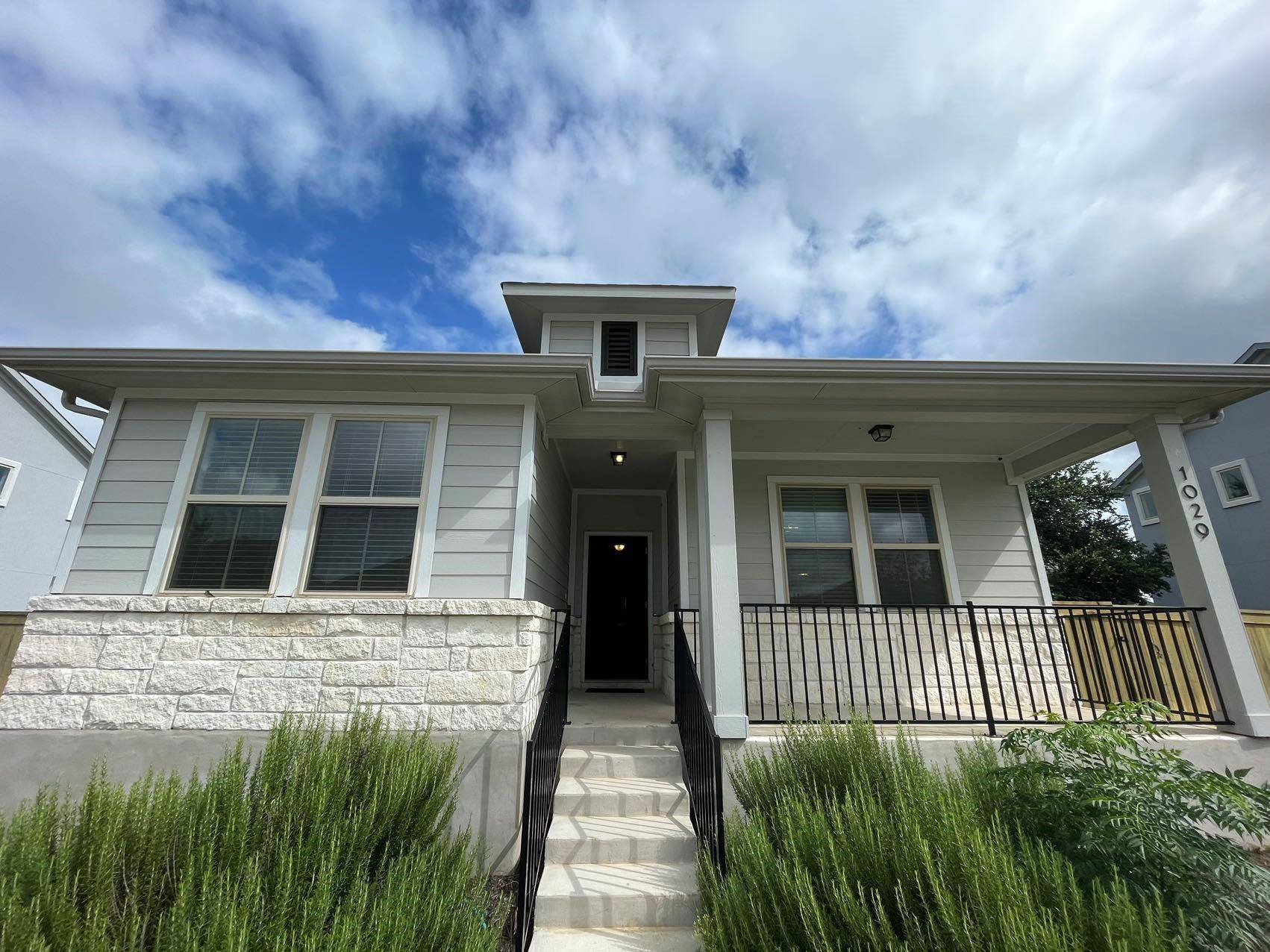1029 Kerrwood WAY, Leander, TX 78641