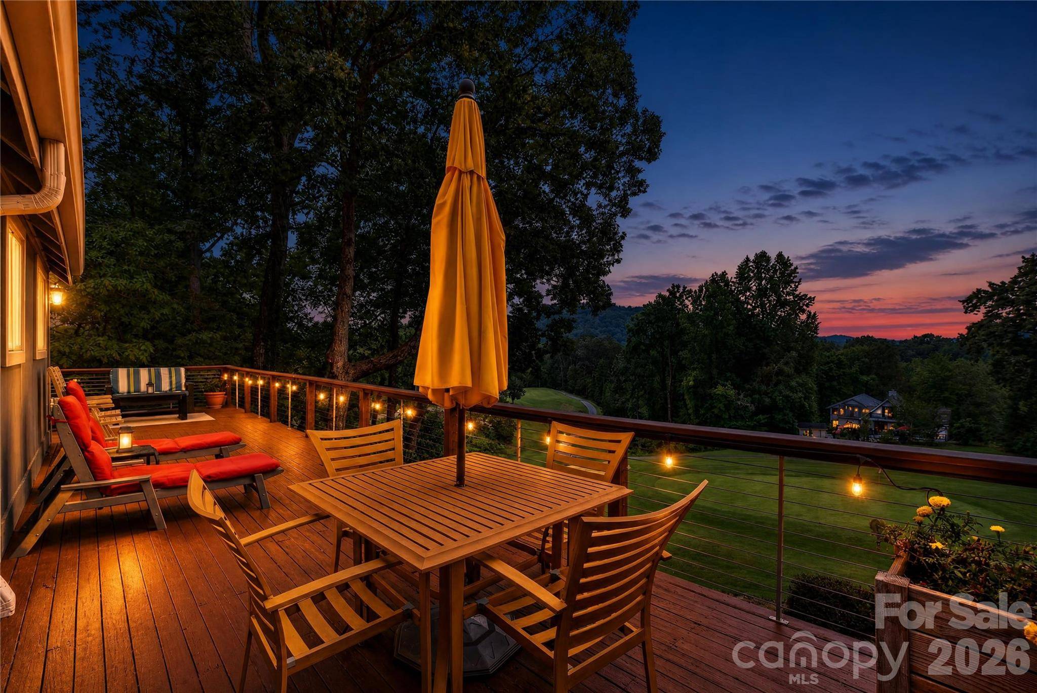 196 Fern LOOP, Lake Lure, NC 28746