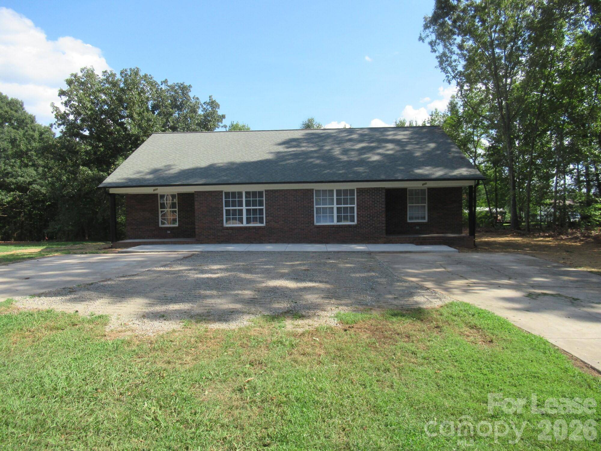 802 Horseshoe Lake RD, Lincolnton, NC 28092