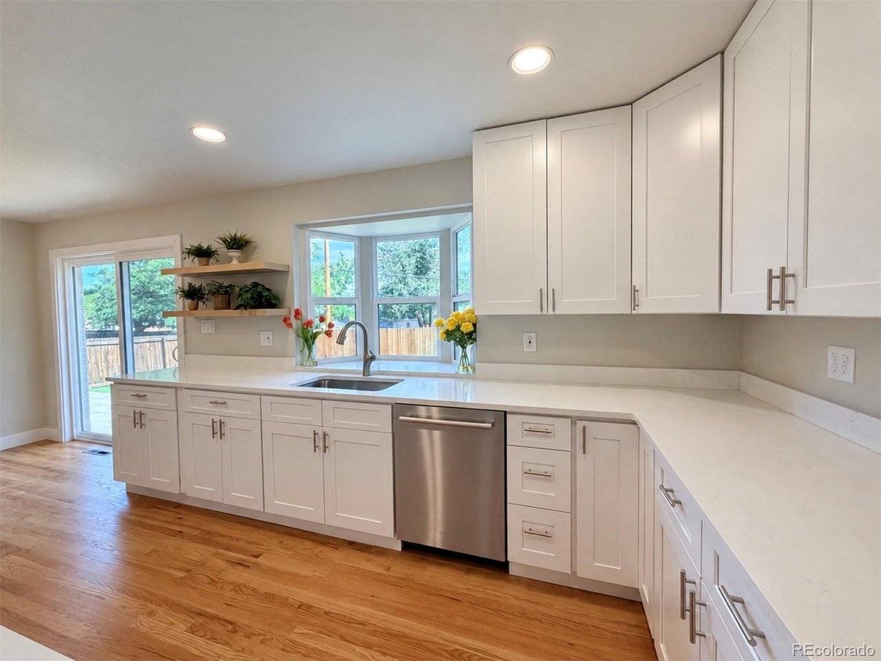 1586 S Dover, Lakewood, CO 80232