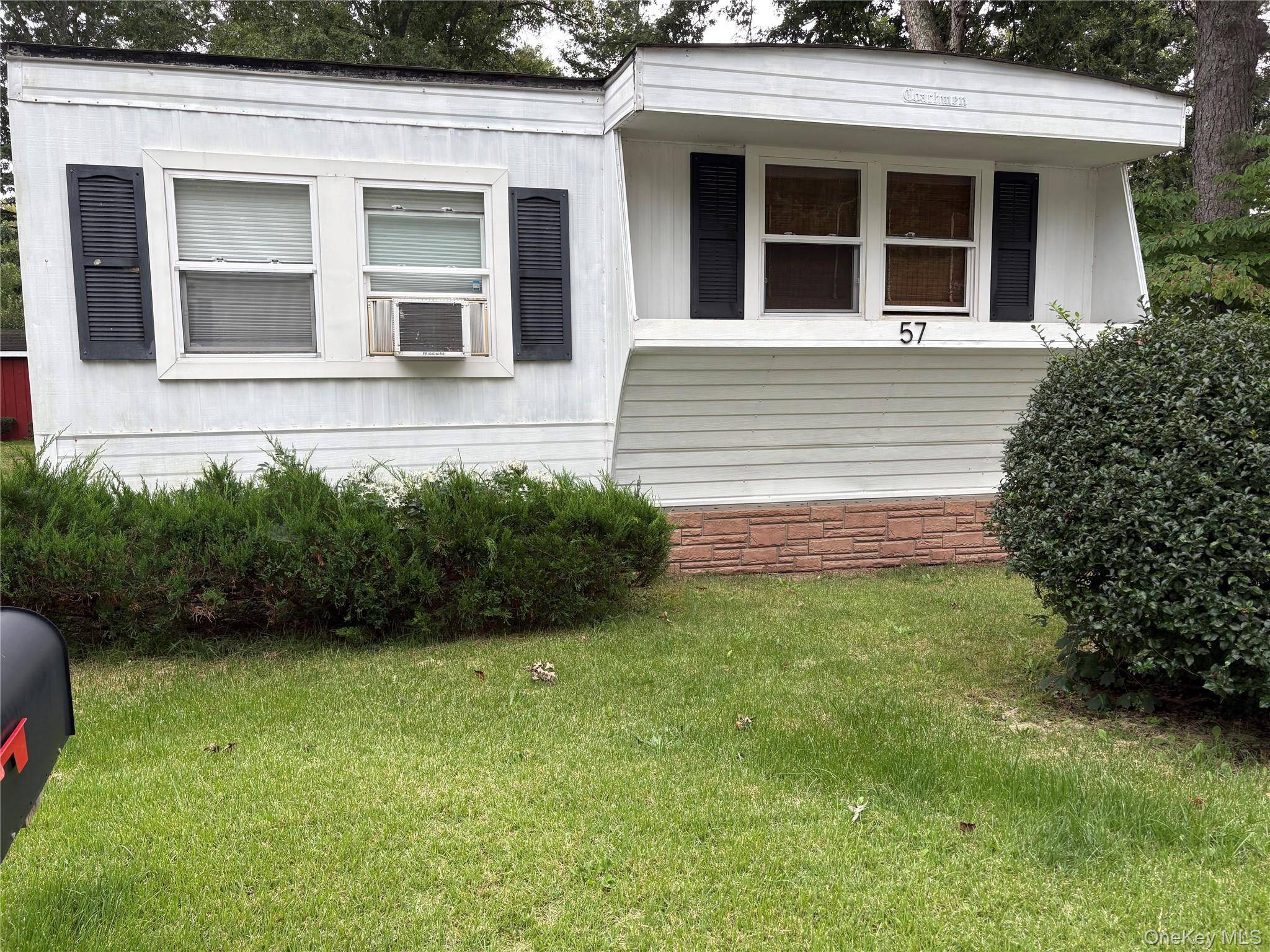 433 Mill RD #57, Calverton, NY 11933