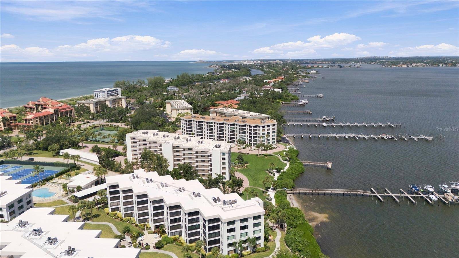 8701 MIDNIGHT PASS RD #304A, Sarasota, FL 34242