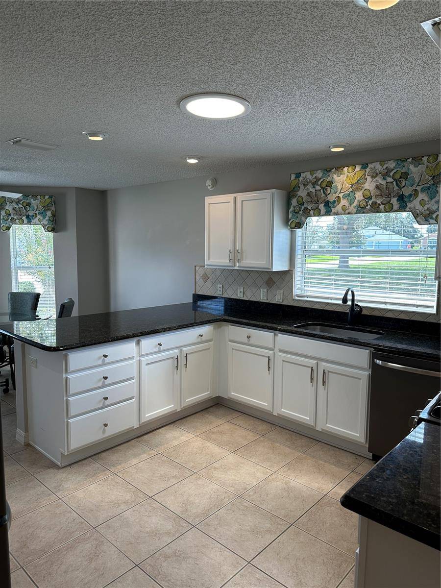 8053 SE 171ST MCALPIN ST, The Villages, FL 32162