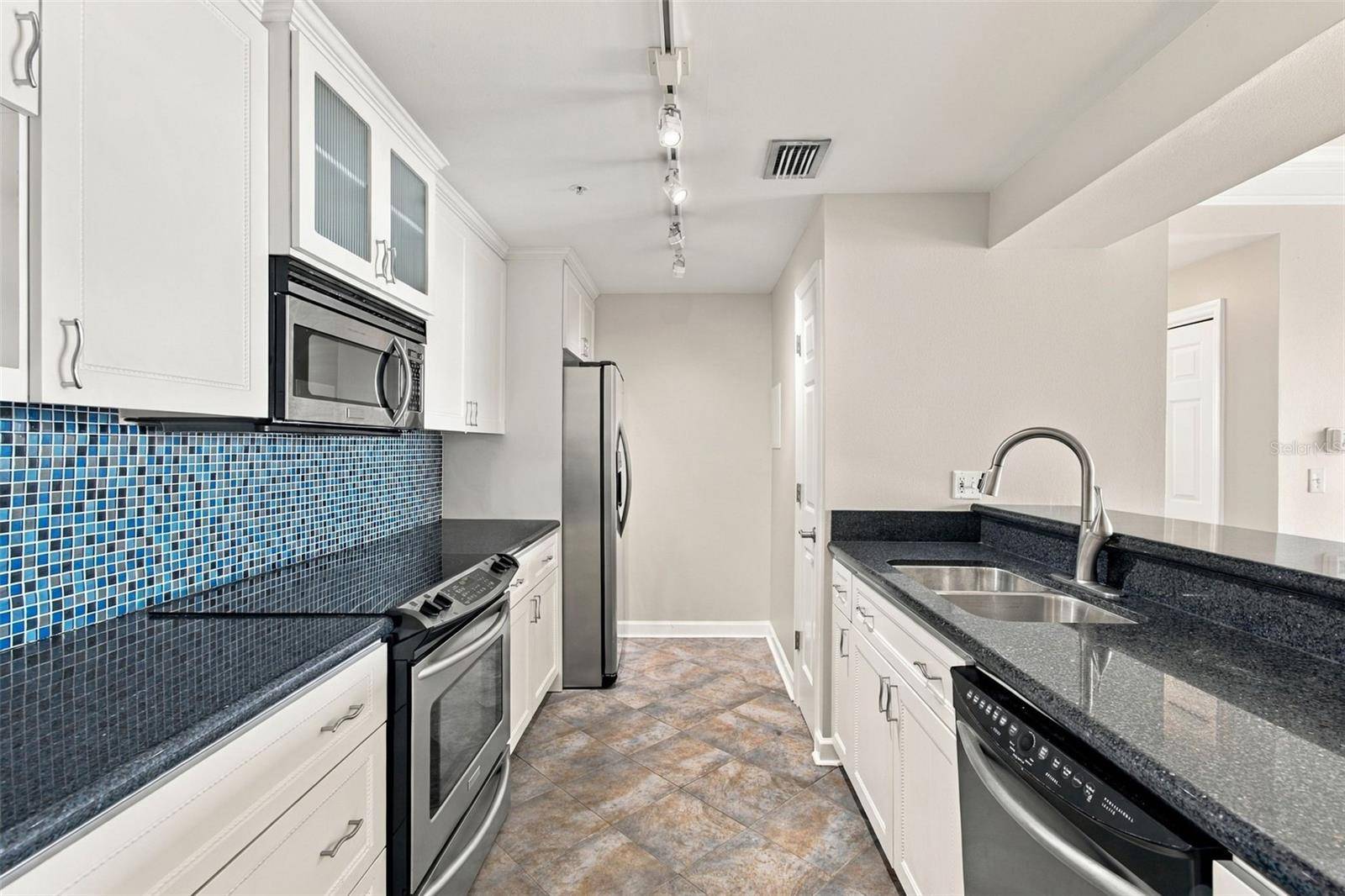 345 BAYSHORE BLVD #1702, Tampa, FL 33606