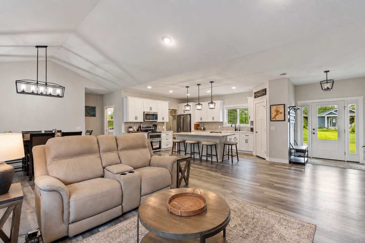 11340 Legacy DR, East Gull Lake, MN 56401