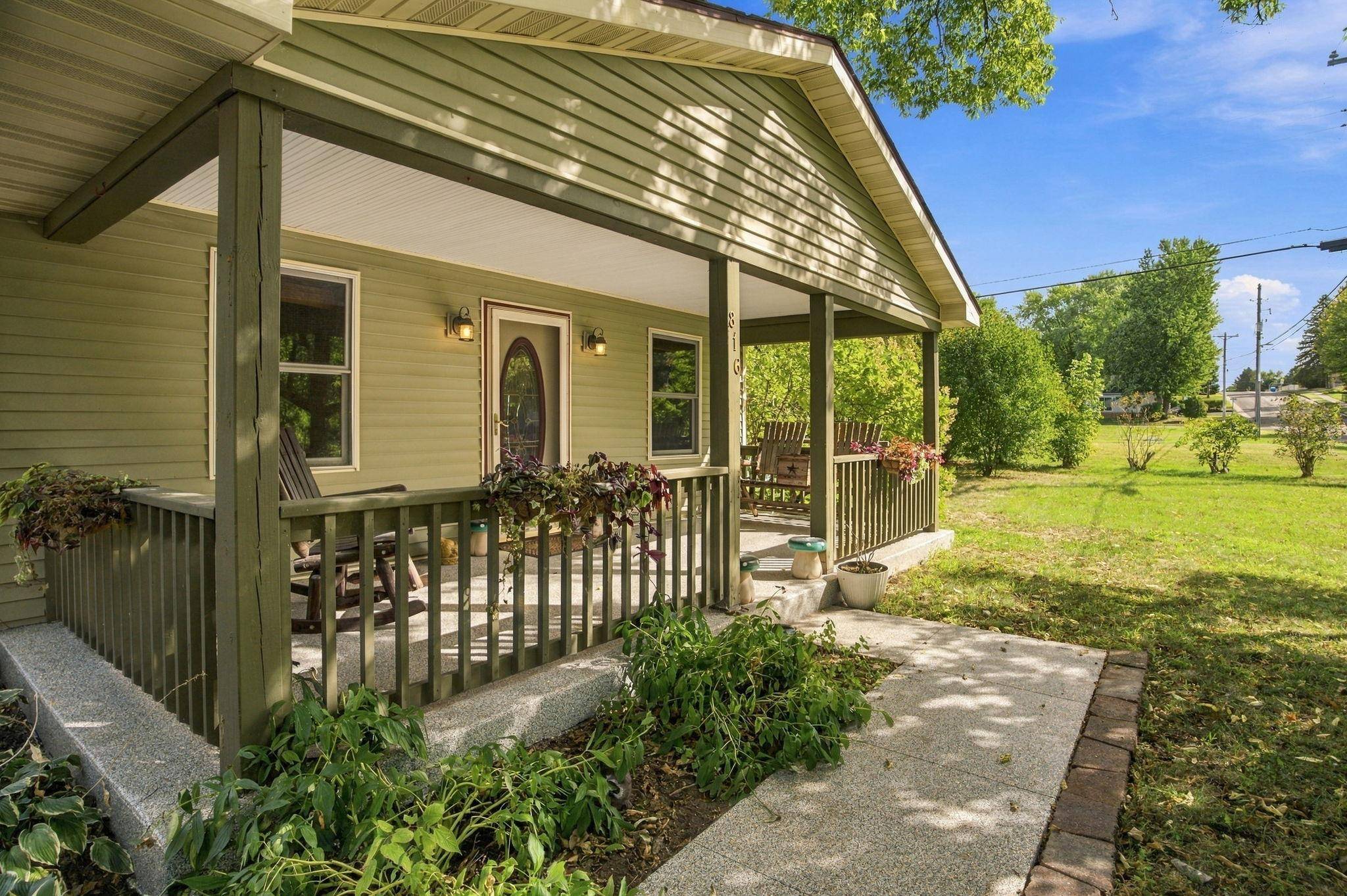 816 Saint Croix ST, Prescott, WI 54021