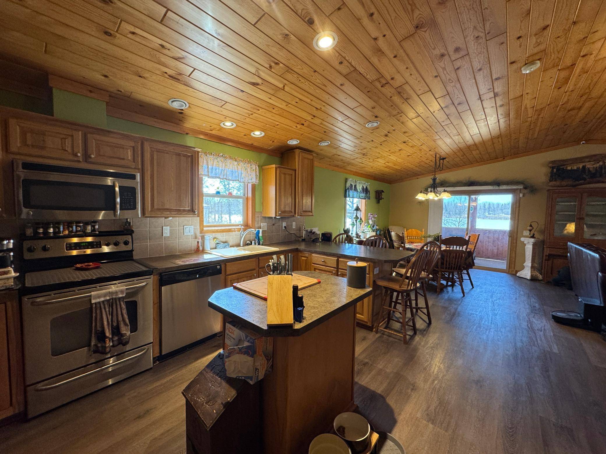 43870 Balsam RD, Sturgeon Lake, MN 55783